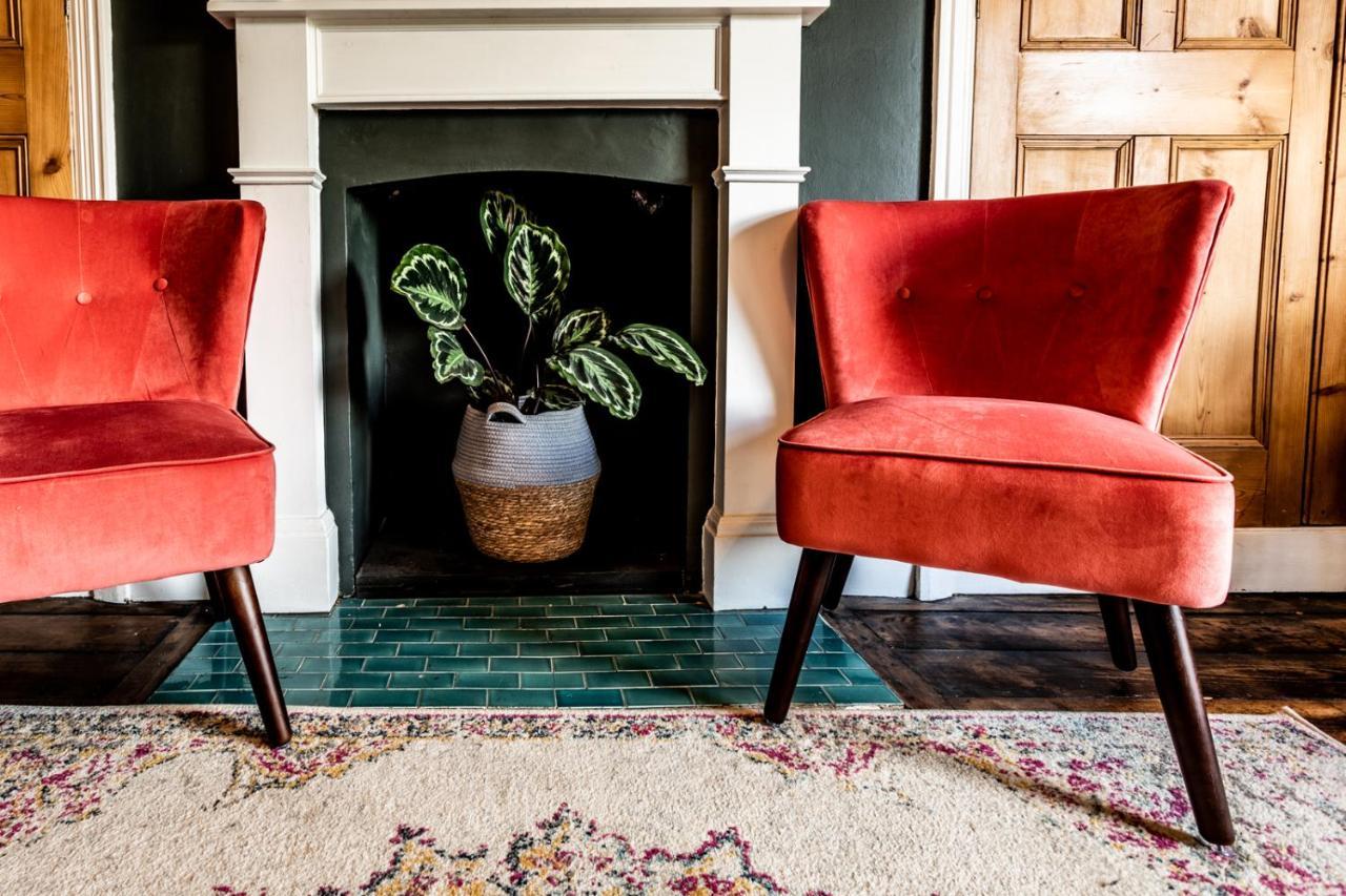 مبيت وإفطار Moylgrove The Old Vicarage المظهر الخارجي الصورة